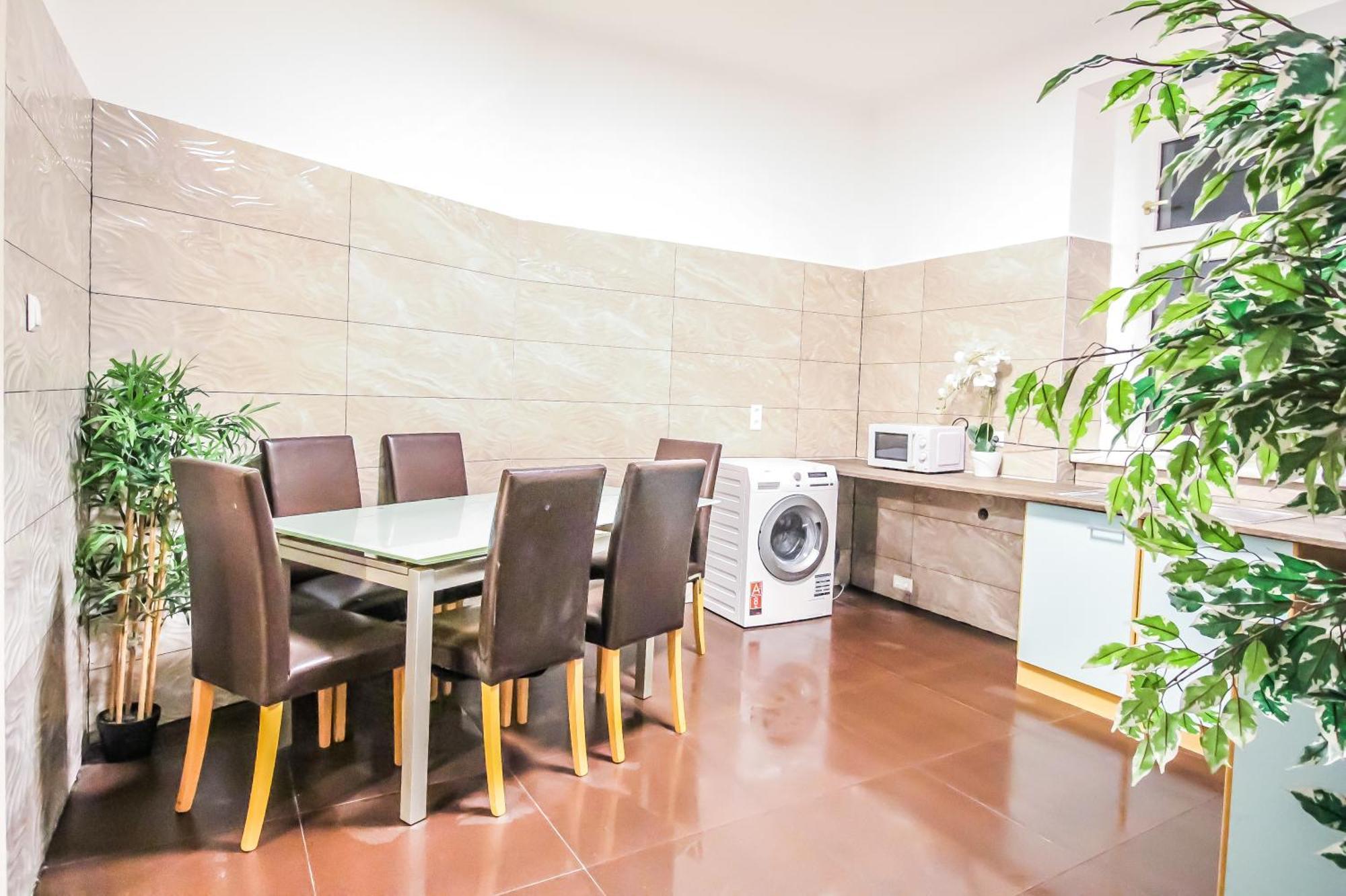 Comfortable Accommodations In The Alterlaa Area Lv6 Виена Екстериор снимка